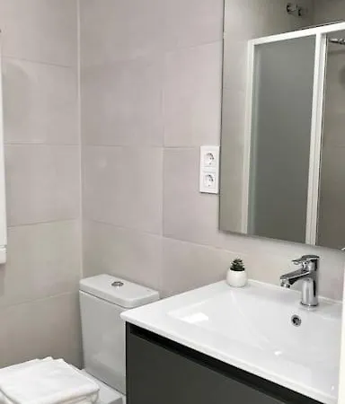 Apartamento Nuevo Cerca De La Playa Y Centrico Valencia Exterior photo